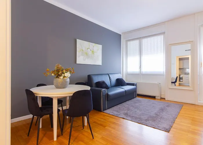 Apartament Royal - Centro Cadorna Mediolan