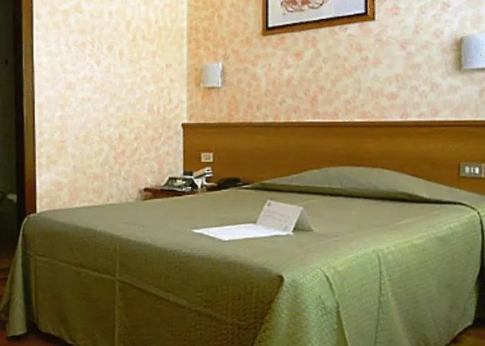 Desenzano Lejlighedshotel 3*