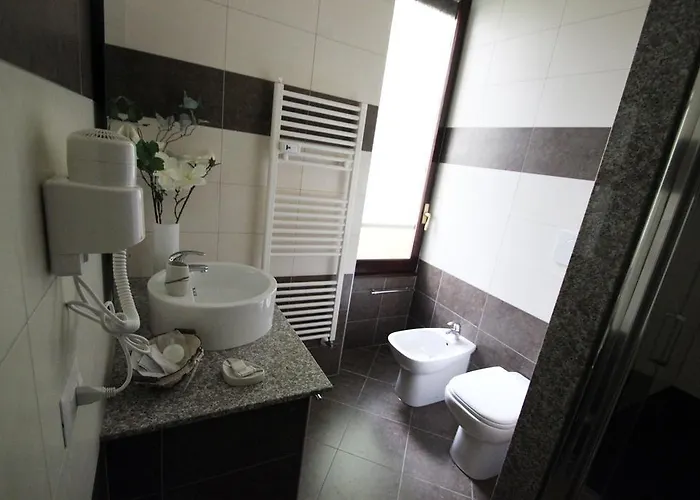 Milanorooms Bacone Self Check-in Гостевой дом