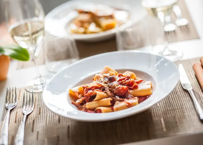 فندق ديجلي أركيمبولدي