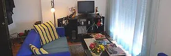 Pola 4* 밀라노