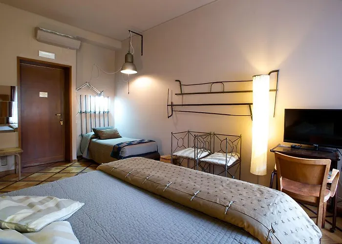 Bed & Breakfast Bed+art