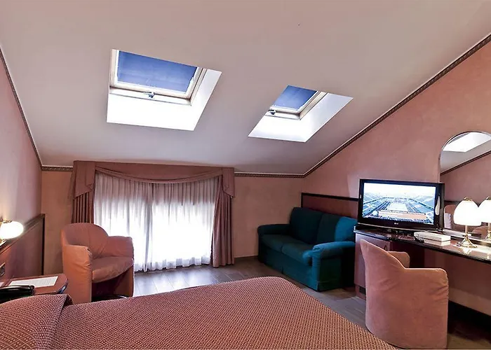 Hotel Ih Puccini 4*