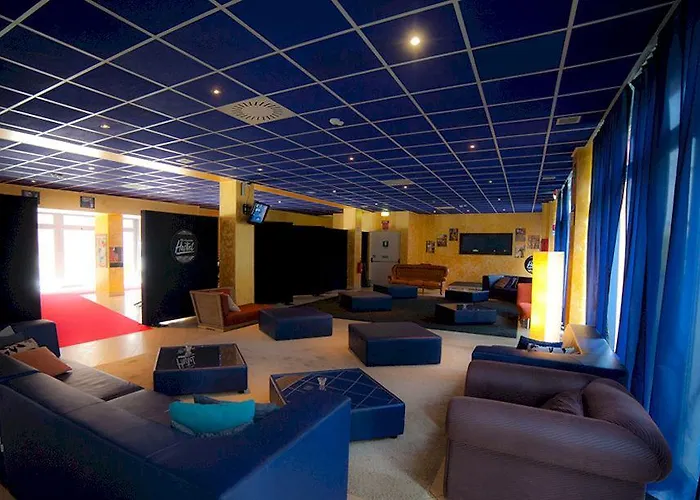 New Generation Chic Sempione Hostel Milánó