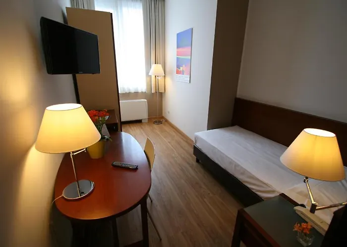 Oro Blu Отель Милан