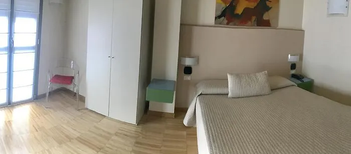 Hotel Mihotel 4*