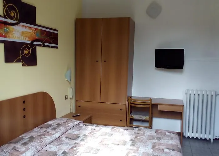 Tirreno Hotell