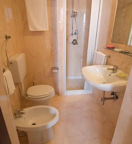 Delizia Hotel 2*