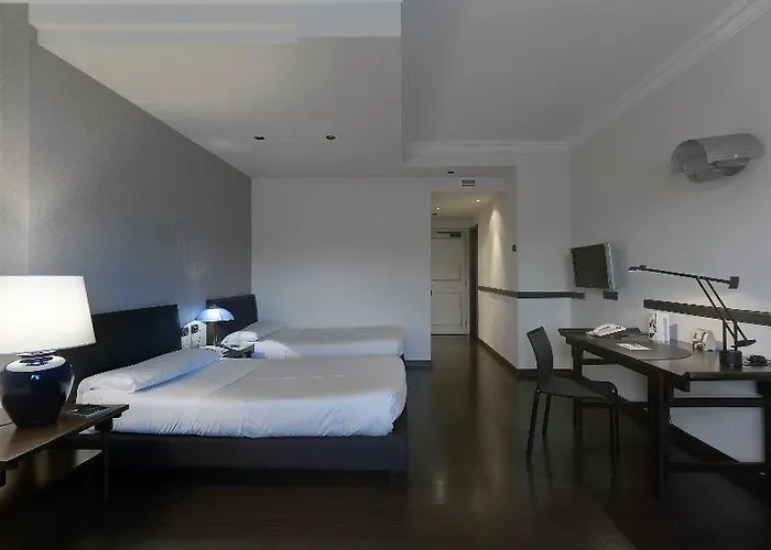 Nh Collection Porta Nuova Otel 4*