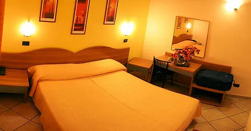 Sara 2* Μιλάνο