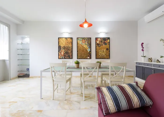 Primopiano - Rg12 شقة *