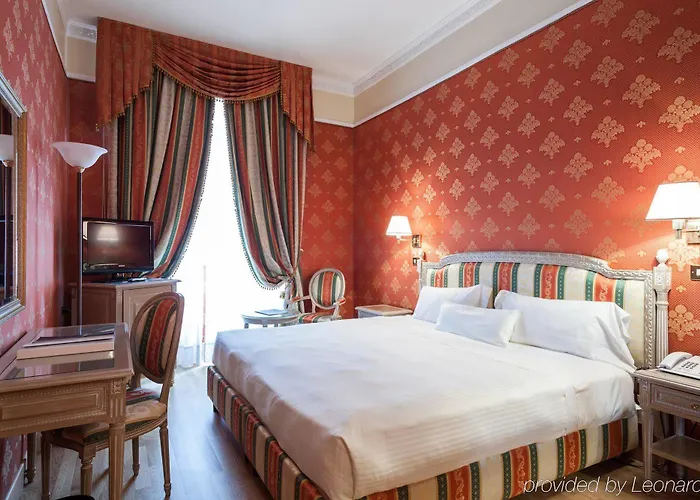 Otel Sina De La
