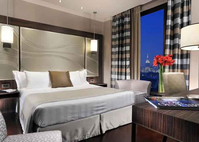 Uptown Palace Отель