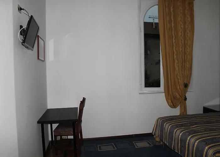 Hotel Luisa Hotel 2*