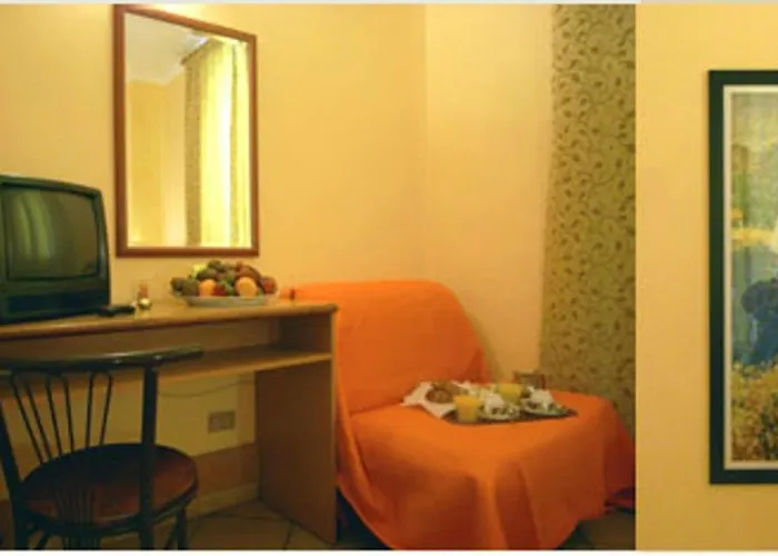 Casa Mia Hotel 2*