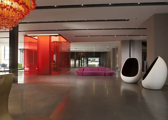 Hotel Nhow 4*