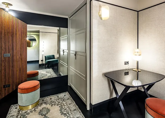 Pandenus Brera فندق مبيت وإفطار 4*