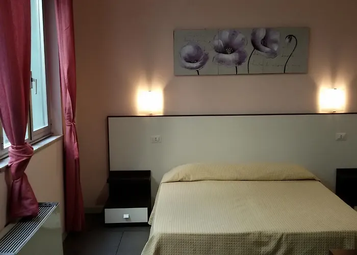 Lucania Hotel *