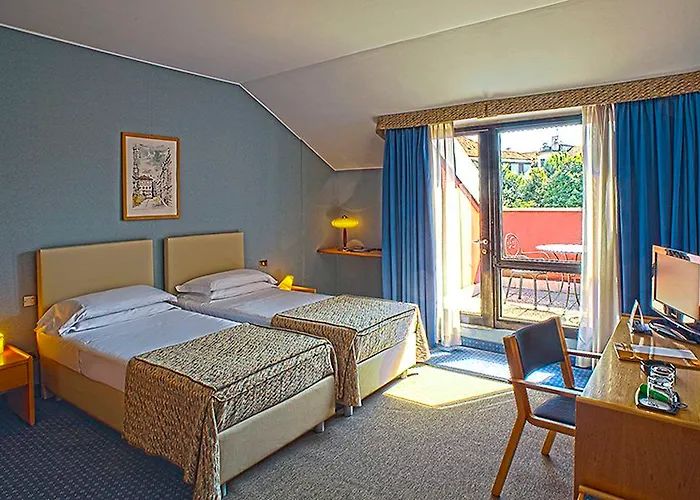 Otel Palazzo Delle Stelline 3*