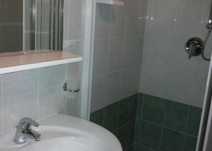 利昆尔齐酒店 2*