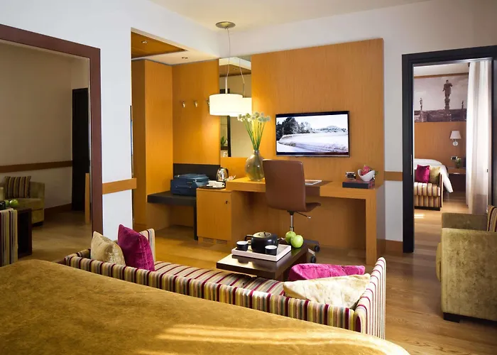 Starhotels Tourist Hotel 4*