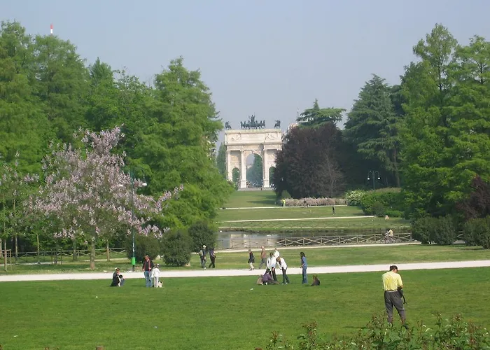 Mm Dateo מלון 2*