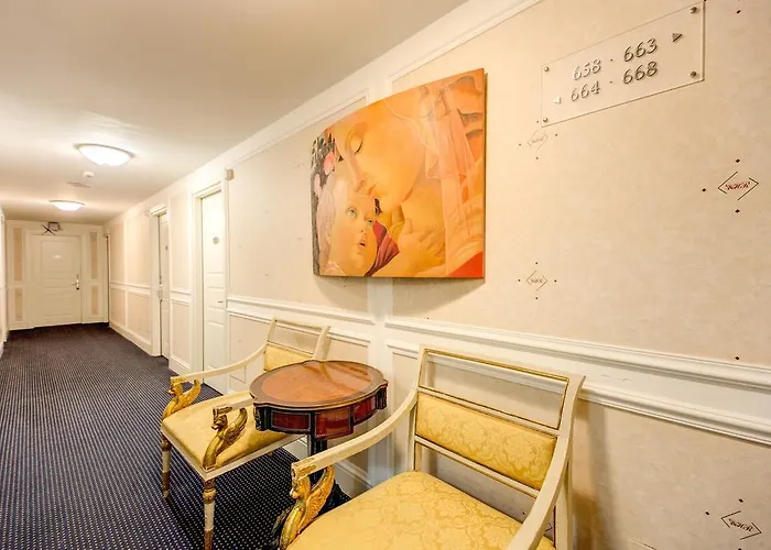 Hotel Romana 4*