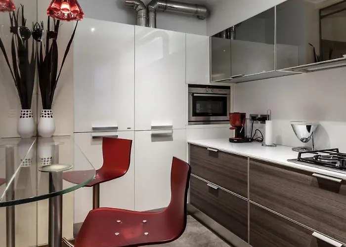 Stylish In Fashion District - Corso Venezia Apartment Mailand