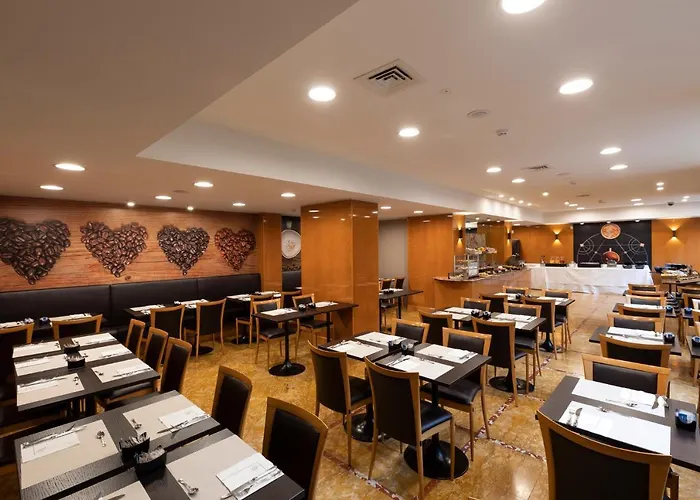 Life Poliziano, By R Collection Hotell 4*