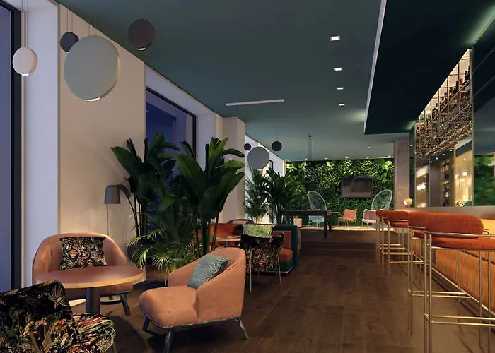 Hotel Nh Collection Touring 4*