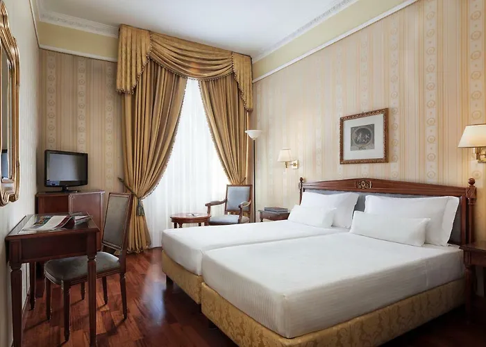Otel Sina De La 4*