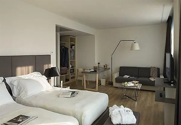 Hotel Century