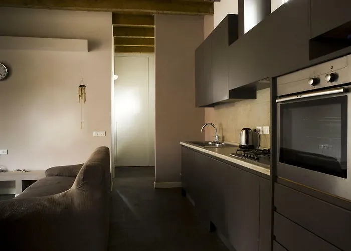 Hotel Antico Borgo Milán