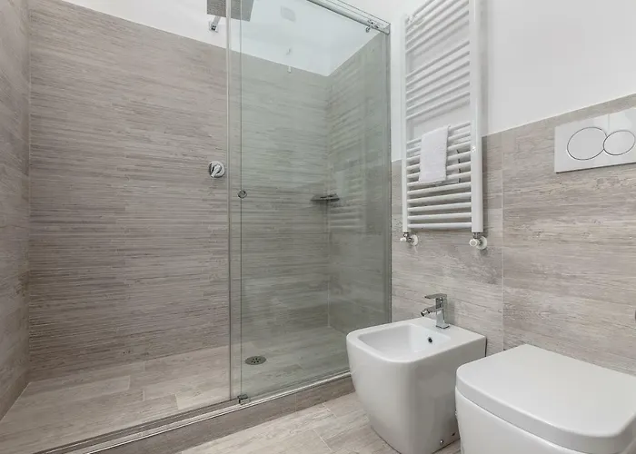 Sweet San Lorenzo, Right In The Centre Apartment