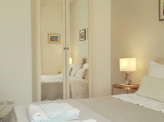 Angela's Apartamento *