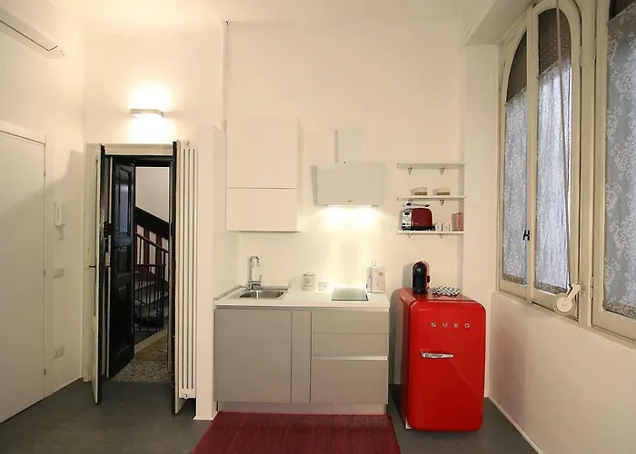 Sahi - Residenza Bianca Di Savoia Milan