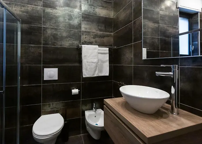 Mamiani 6 Hotel