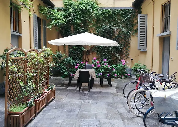 Olona Place Appartement *