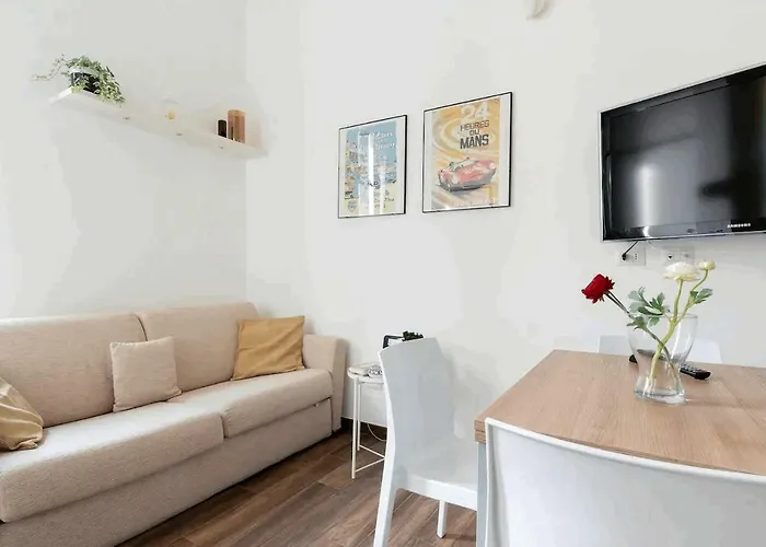 شقة Guesthost - Isola View Renovated ميلان