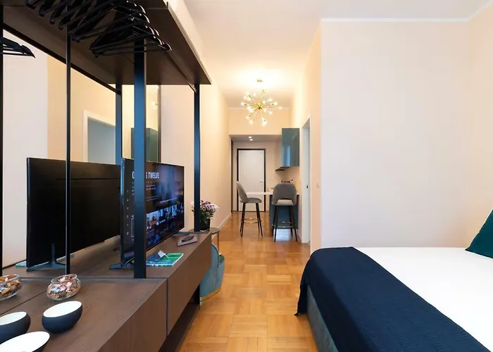 Apartment Manzoni Clc