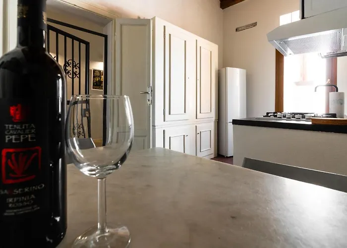 La Del Teatro Bed and Breakfast *