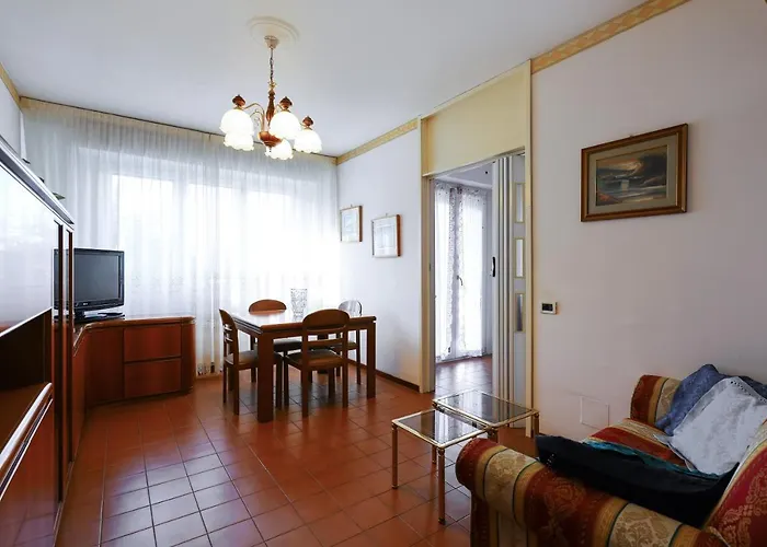 Primopiano - San Dionigi Lägenhet Milano