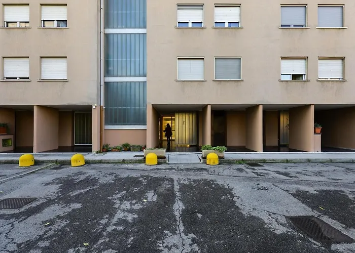Primopiano - San Dionigi Lägenhet Milano