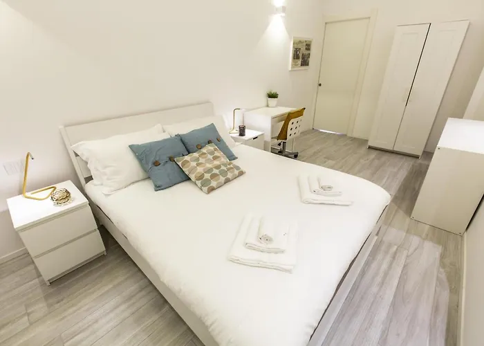 Apartament Maciachini R&r
