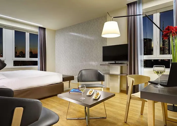 Century Hotell