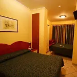 ذه بِست فندق