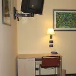 Otel Ginosi Arizona Milano