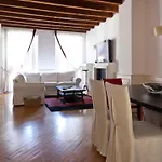 Italianway Easy - Garibaldi 55 Large * Μιλάνο