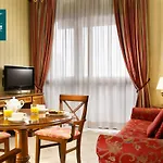 Aparthotel & Contessa Jolanda 4*