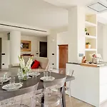 The Rent - Attic With Terrace In Downtown *
